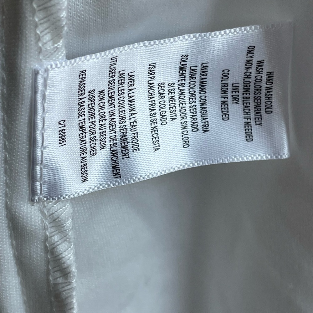 Taylor Women's White Gauze
Smocked Tiered A-Line Dress Medium - Picture 8 of 8